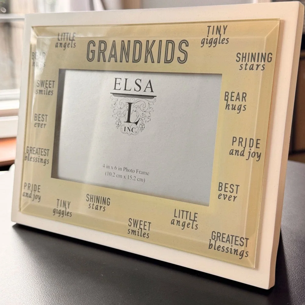 New ELSA INC Grandkids 4x6 Photo Frame Beige White Acrylic Desktop Display